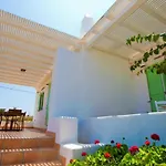 Villa Bay